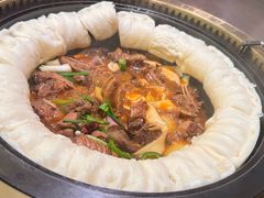 -锅飘飘·东北铁锅炖(雨花客厅店)