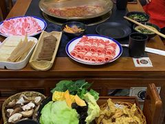 -沸炉重庆老火锅(军事博物馆店)