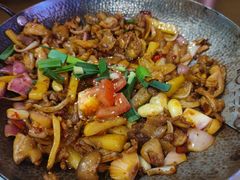 -富正毅三下锅·湘西韵味(天门山索道店)