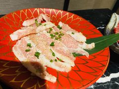 -山川小町·极番烧肉(新地假日广场店)