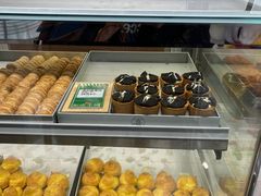 面包甜点陈列柜-喜計局·饼行(南湖万达广场店)