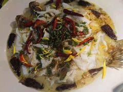 -鱼亨小鲜酸菜鱼(大信店)