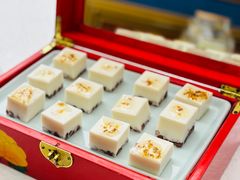 -品海楼·大连海胆锅贴馆(东港店)