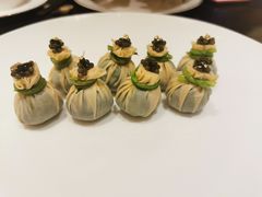 鱼子酱石榴包-甄御•海鲜新青岛菜(麦岛店)