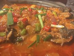 -鸣记脆皮烤鱼·海鲜烤鱼(三八广场店)