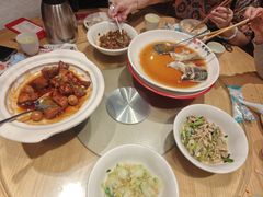 -湘阁里辣(南岭购物广场店)