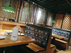-洞庭土菜小炒馆(易发广场店)