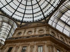 -文艺复兴百货(米兰大教堂广场店)