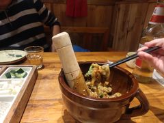 尖椒擂茄子-老滇山寨•云南特色菜•地方菜•民族风情歌舞表演(金碧店)