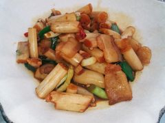 -万景饭店·鱼街农家菜