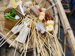 马路边边串串-马路边边老成都串串香(星耀城店)