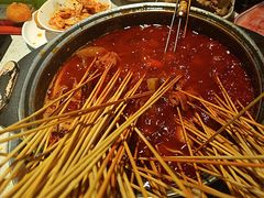-钢管厂五区小郡肝串串香(蜀都万达店)