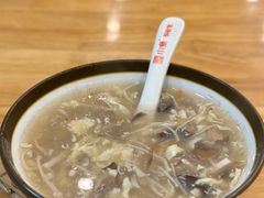 酸辣汤-小姜锅贴(凤凰街店)