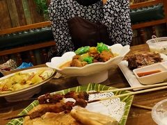 -清真·玛丽亚新疆菜主题餐厅(浙江中路店)