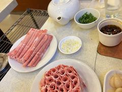 -八先生涮肉房(三里河店)