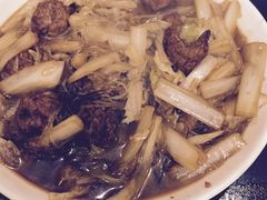 白菜烩丸子-金牌餐厅·天津菜·八珍豆腐·老爆三(瓷房子店)