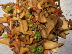-卢大鲜鱼头捞饭(美利广场店)
