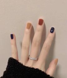 -H12 STAR日式美甲美睫专门店