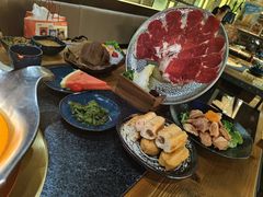 -湊湊火锅·茶憩(南京东路悦荟店)