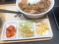 大碗过瘾双拼-熊吞·大碗丼烧肉饭(西市场嘉华店)