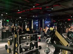 -威尔仕健身会所(古北1699店)