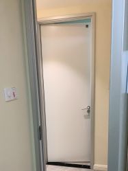 -咪咪专业脱毛连锁机构