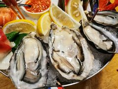 土蚝海鲜塔拼盘-囧吉香生蚝牛排馆(湖北路店)