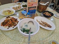 -鹏城人家海鲜酒家·23年老字号(较场尾店)