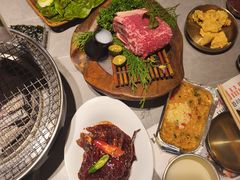 -草家酱蟹炭火烤肉店(珲春南路一店)
