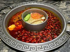 菌香鸳鸯锅-晓宇重庆火锅(大唐不夜城店)