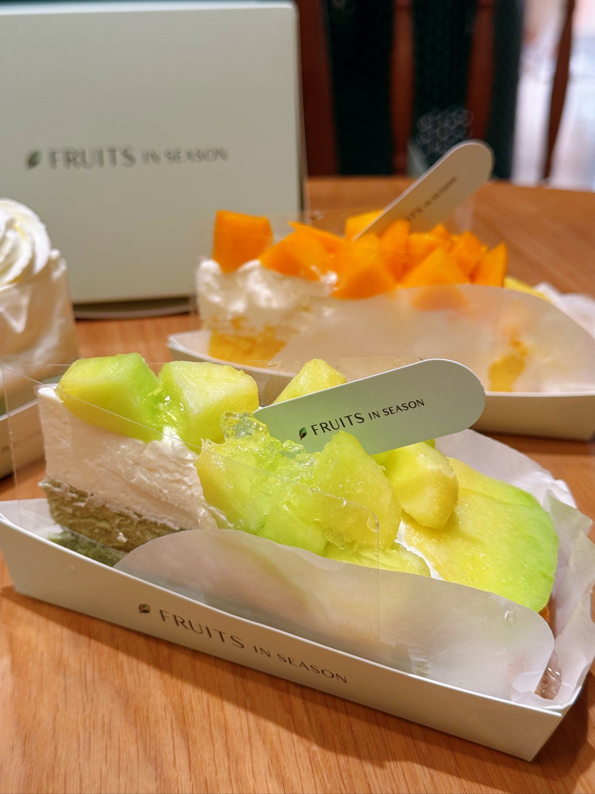 位于静安嘉里中心的水果蛋糕店——「fruits in season」!