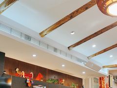 -青瓦餐厅·生鱼片·韩园烤肉(西塔店)