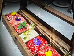 -左庭右院鲜牛肉火锅黑金店(陆家嘴中心店)