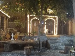 -百里峡七彩艺术小镇