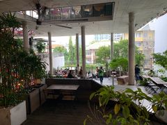 楼下-ROAST coffee & eatery