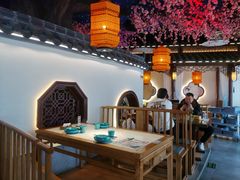 -荷塘秋月·本帮江浙菜(国权路店)