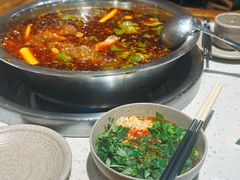 -肖肖酸萝卜鱼火锅(总店)