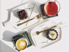 -UNI UNI(环亚凯瑟琳店)