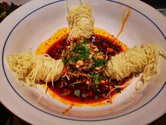 -有红鸡毛店·川菜(建设路店)