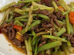 -阿峰饭店·本地土菜馆·农家土鸡煲·一品神仙鸡(报福店)