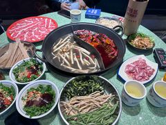 -憨铁匠老火锅(龙岗万科里店)