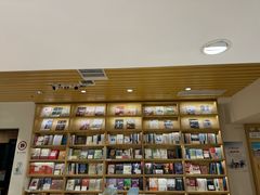 -猫的天空之城概念书店(景德镇陶溪川店)