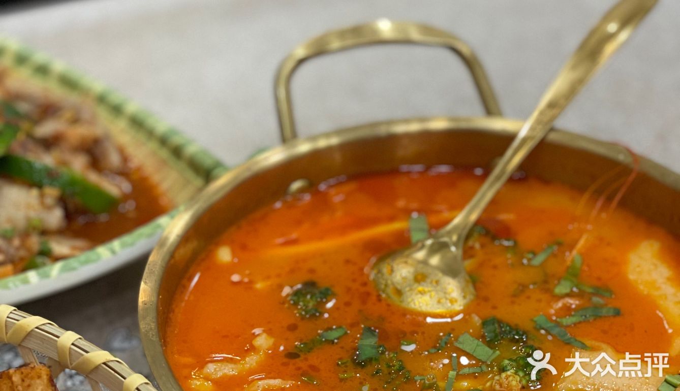 在成都也可以吃饭正宗的傣味咯～