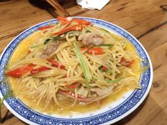 -先启半步颠小酒馆(周浦万达店)