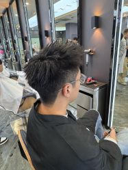 -藤野造型烫染·漂发