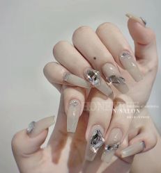 -斯馨·健康美甲美睫