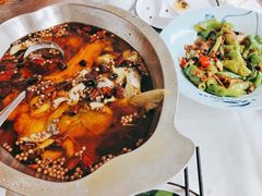 水煮份鱼-鑫巴蜀小镇 · 水煮鱼专研店(玉桥店)