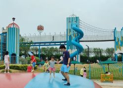 -季高兔窝窝亲子园(上海薰衣草公园店)