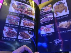 -宝岛甲壳虫KTV(蓝天路店)