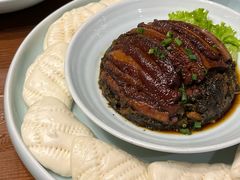 荷叶干张肉-老滇山寨•云南特色菜•地方菜•民族风情歌舞表演(金碧店)